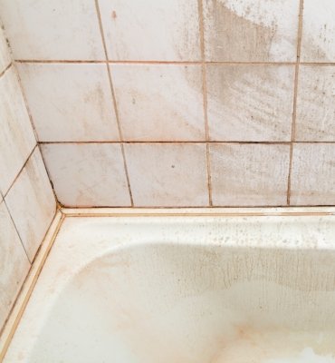 3-Wall Surrounding Tub & Shower Resurfacing